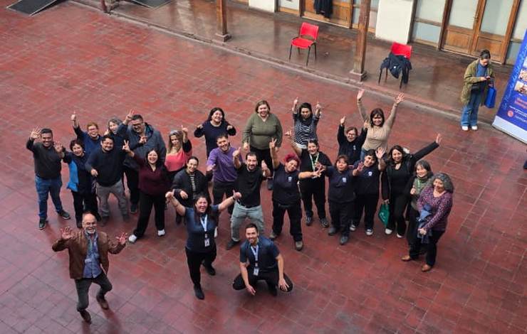 Equipo en terreno en la UTEM